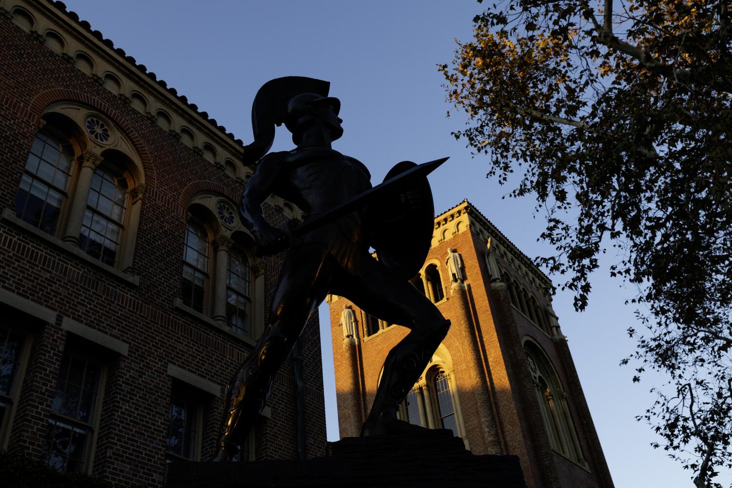As USC considers Trump's offer tying funding to conservative policies, MIT firmly rejects it